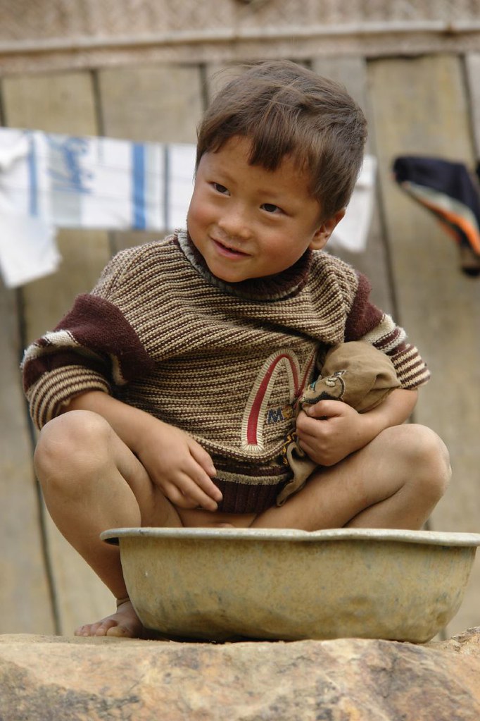 Cheeky boy having a pee CharlesFred Flickr