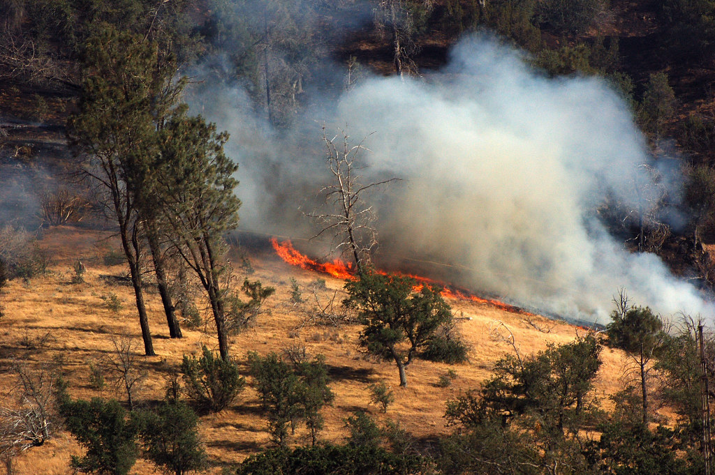Fire in Bodfish, CA 1 Hotspots would just appear thruout … Flickr
