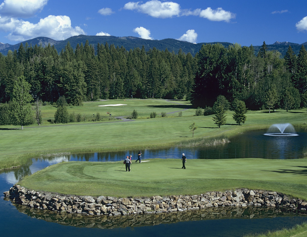 Meadow Lake Golf Course is 20 min from Grouse Mountain Lod… Flickr