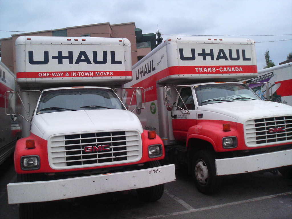 UHAUL in north van Image1551 Taken at 811 AM on Augu… Flickr