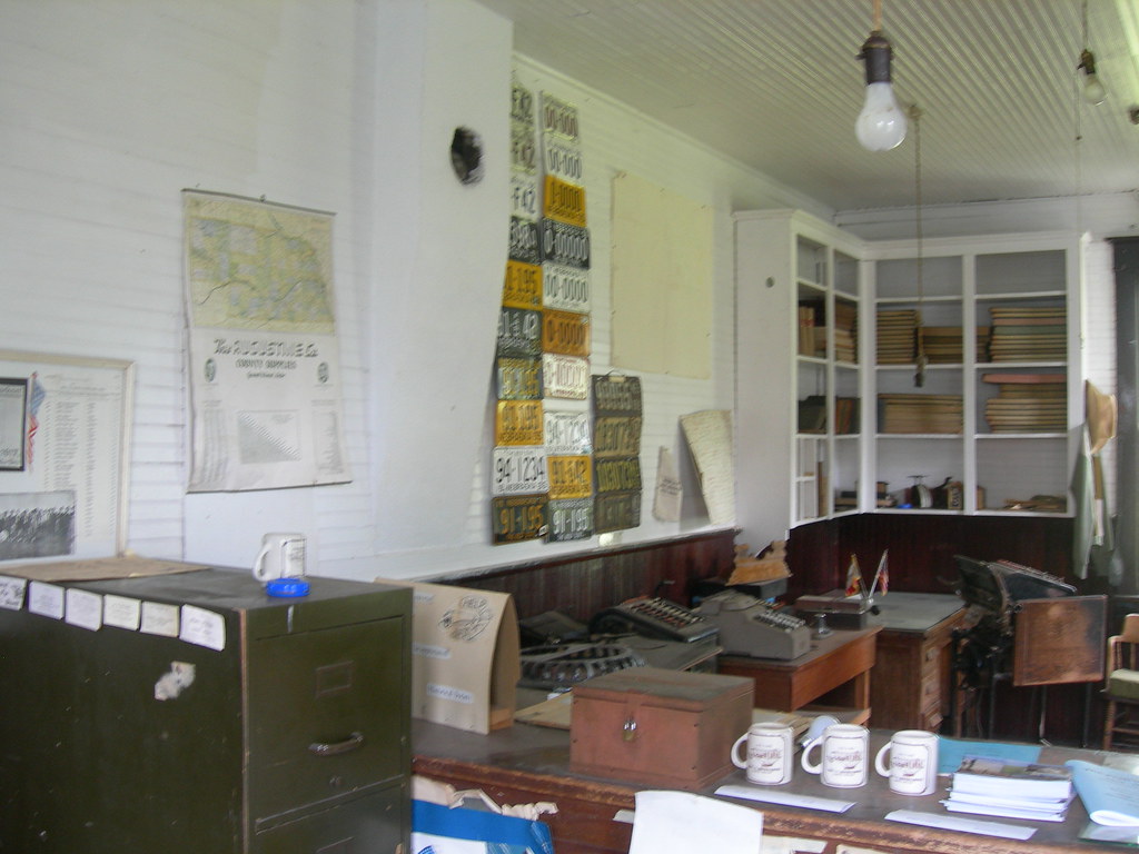 (Old) Arthur County Court House Arthur, Nebraska This was … Flickr