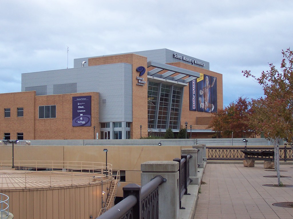 Science Museum of Minnesota I spent more time wandering