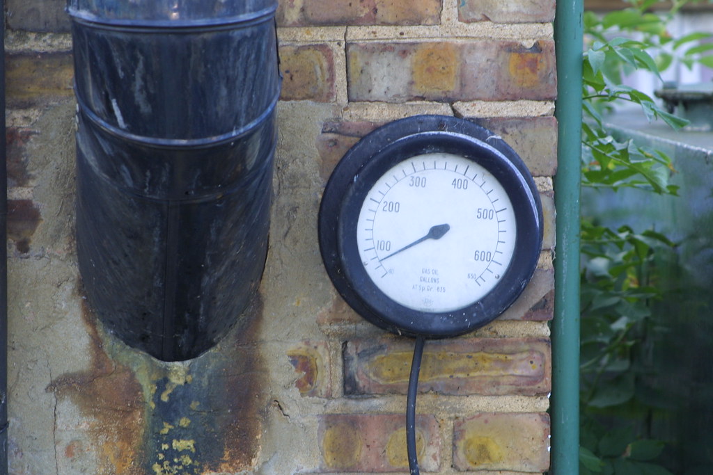 Fuel oil level gauge The level gauge on an oilfired boile… Flickr