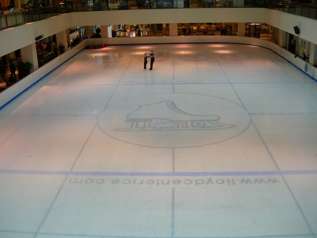 20061120 Portland LLoyd Center Ice Rink Figure Skaters (… Flickr