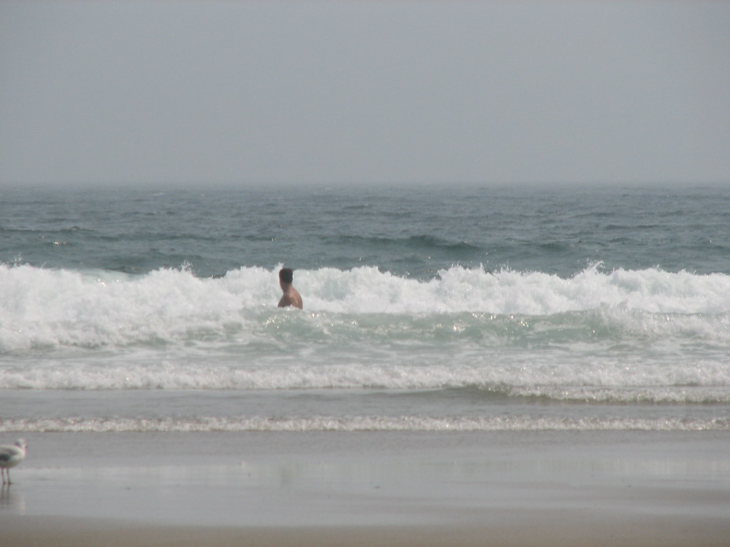 IMG_0392 Ogunquit, ME Water temperature 61F; Shai Dagieli Flickr