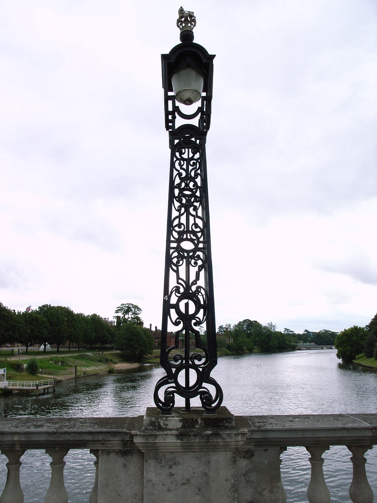 Hampton Court Bridge Hampton Court Bridge (19303) by W. P… Flickr