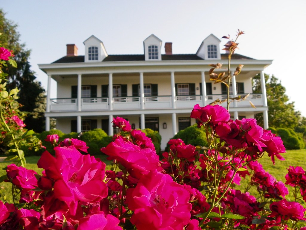 BallestoneStansbury Manor 5312009 72323 PM Ballestone… Flickr