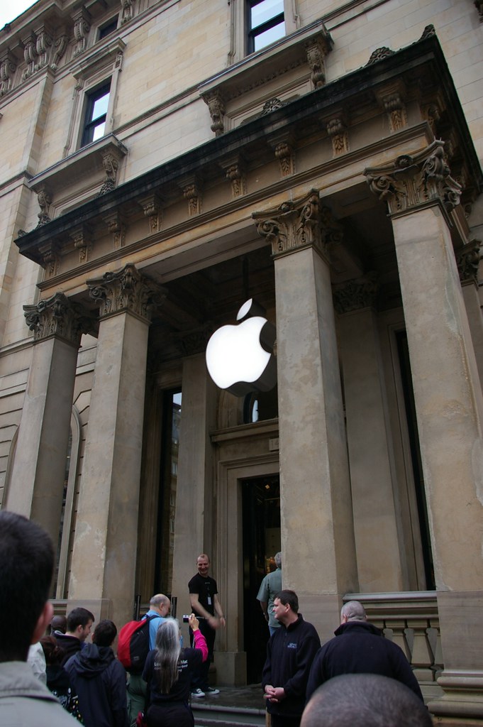 Apple Store Entrance Outside the Apple Store in Glasgow's … Flickr
