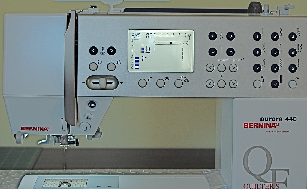 Bernina 440 QE Button Hole Tutorial This photo belongs to … Flickr