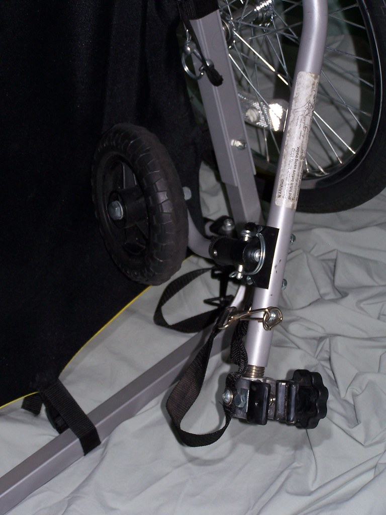 Bell Bike Trailer_57 julianavaughn Flickr