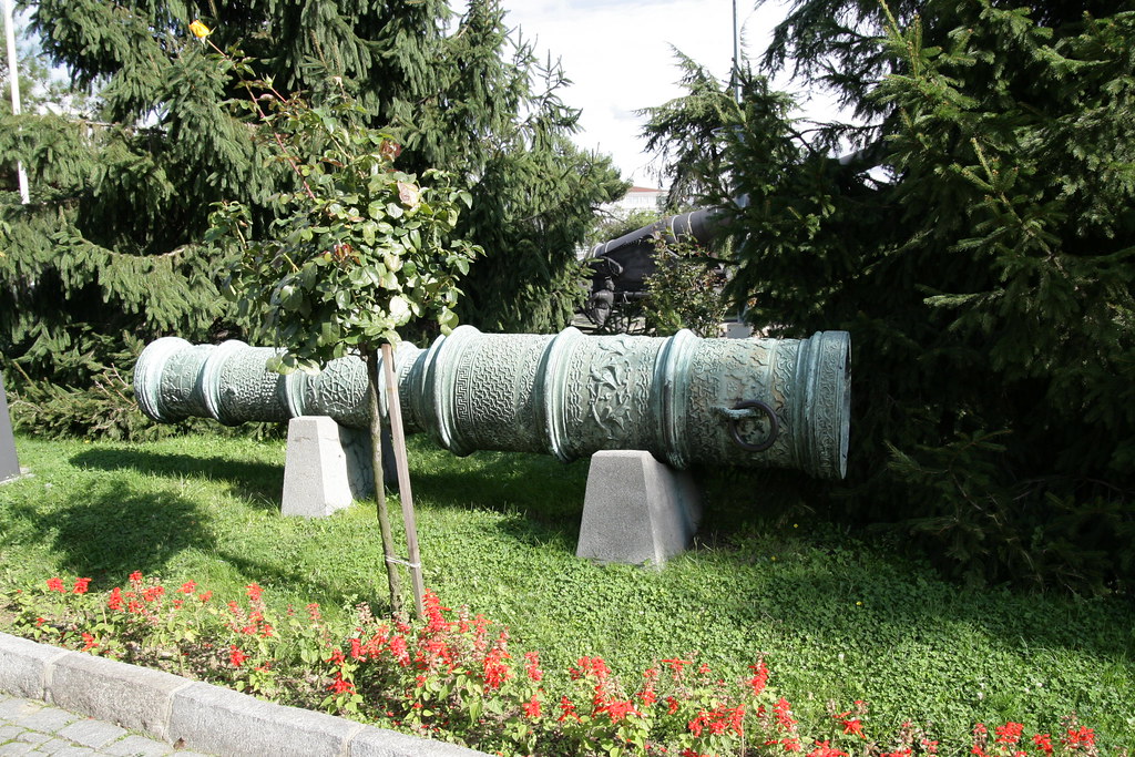 IMG_2675 Ottoman cannon of extraordinarily fine workmanshi… John