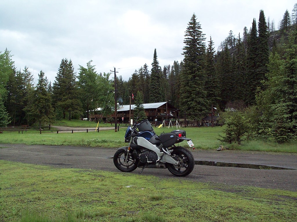 Chute Lake Lodge Chute lake lodge on the kettle valley rai… ulendo