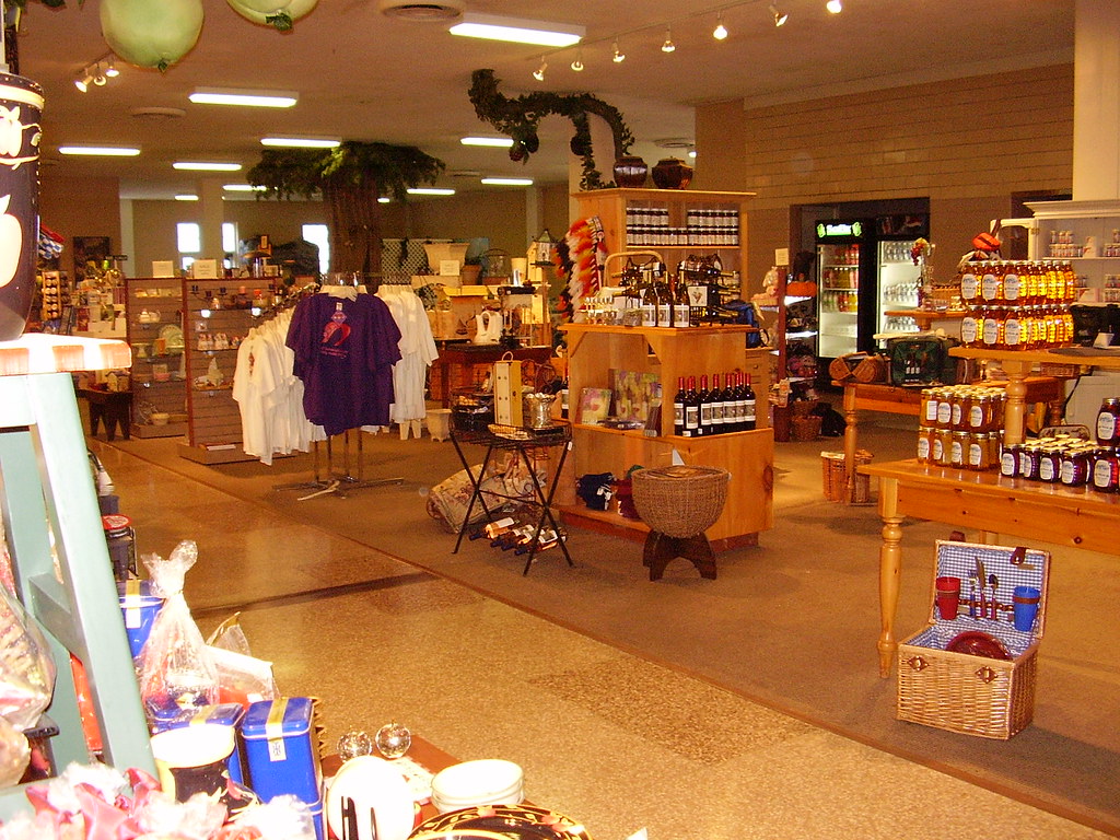 Gift Store Retailing From the Natural Bridge gift center