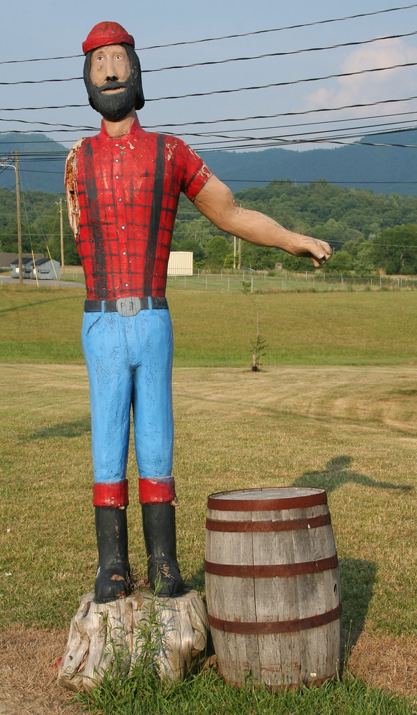 Paul Bunyan In Wisonsin and Minnesota Paul Bunyan statue's… Flickr