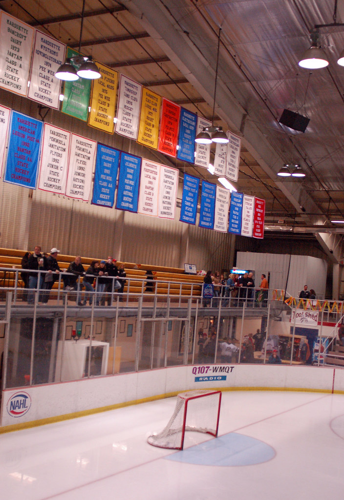 Lakeview Arena I am Jacques Strappe Flickr