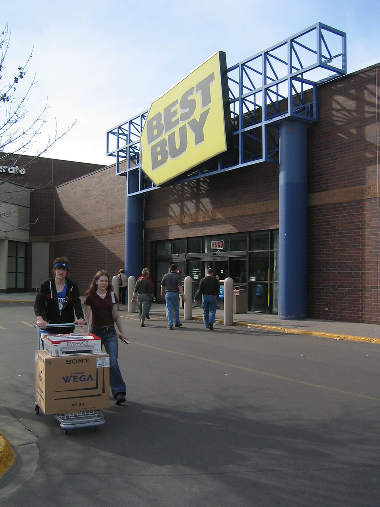 Best Buy Roseville MN Chris Flickr