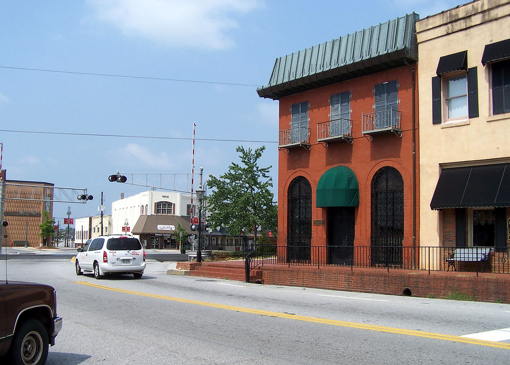Downtown Cornelia Main Street (Hwy US 441 business) Flickr