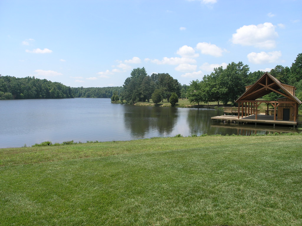 P1011655 Looking at Hidden Lake from the Clubhouse. The Fl… Flickr