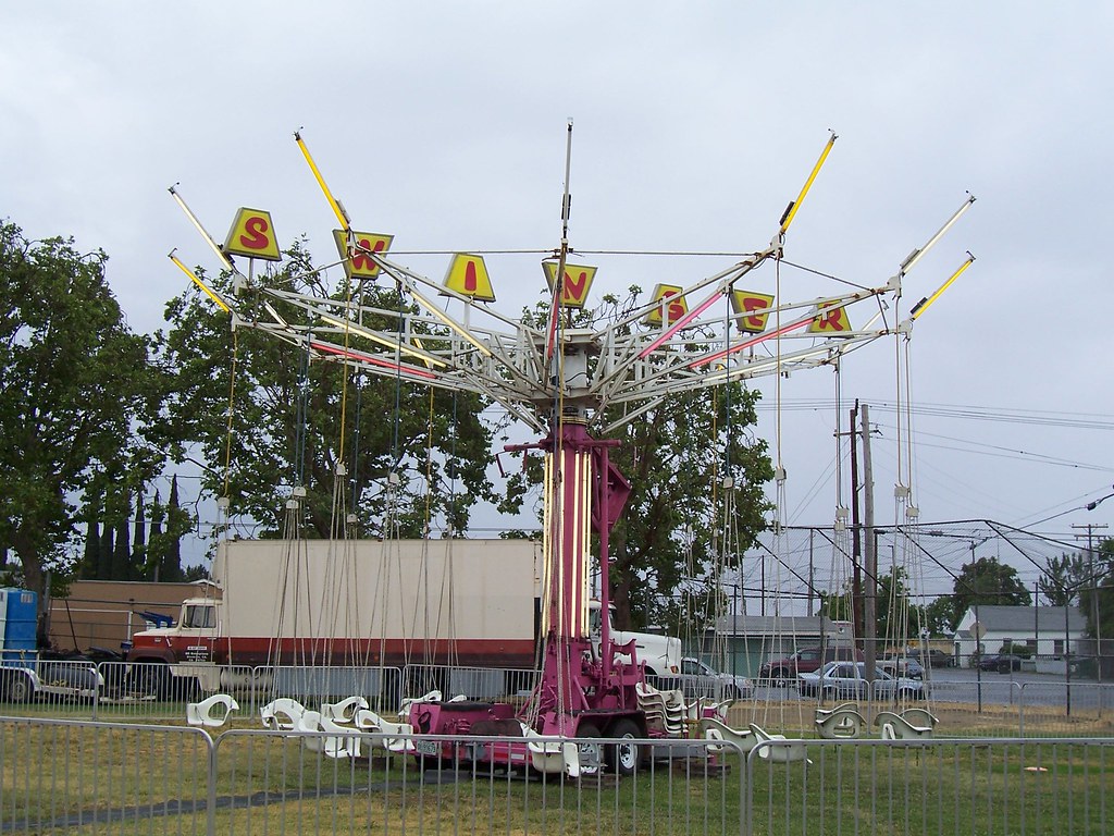 K & B AmusementsMay 2006 Flickr