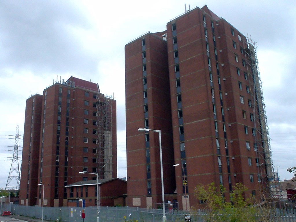 Clays Lane Former student housing, now fenced off and awai… Flickr
