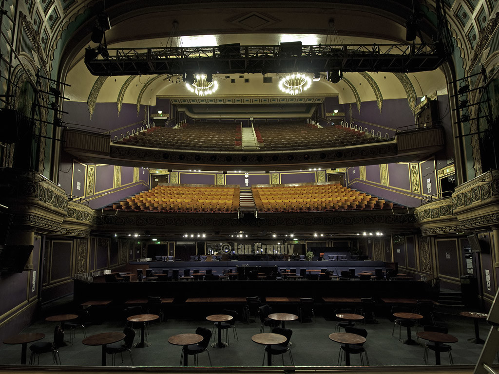 Liverpool Royal Court 6649 The auditorium of the Royal Cou… Flickr