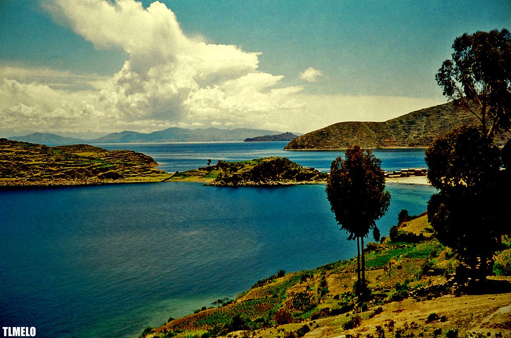 The Highest Navigable Lake in the World Lago Titicaca Flickr