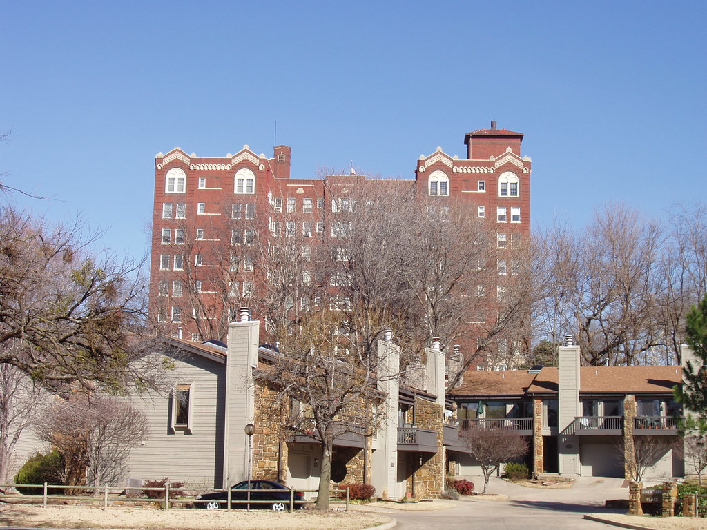 Sophian Plaza Janice Waltzer Flickr