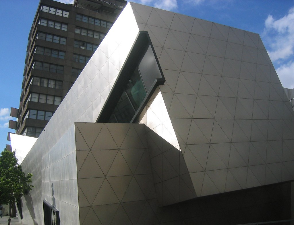 Side of the LMU Graduate Centre (3221) This is a side view… Flickr