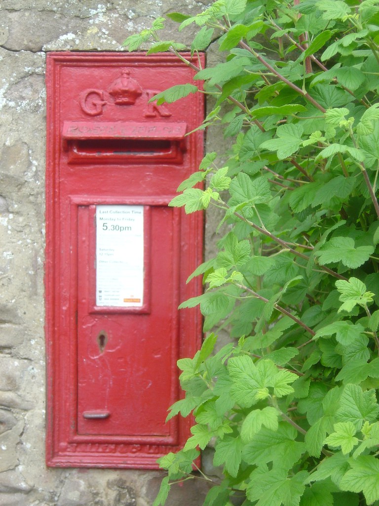 Killingworth Postbox Paul Hardy Flickr