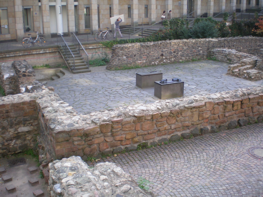 Roman Ruins, Römerberg, Frankfurt am Main Roman Ruins, Röm… Flickr