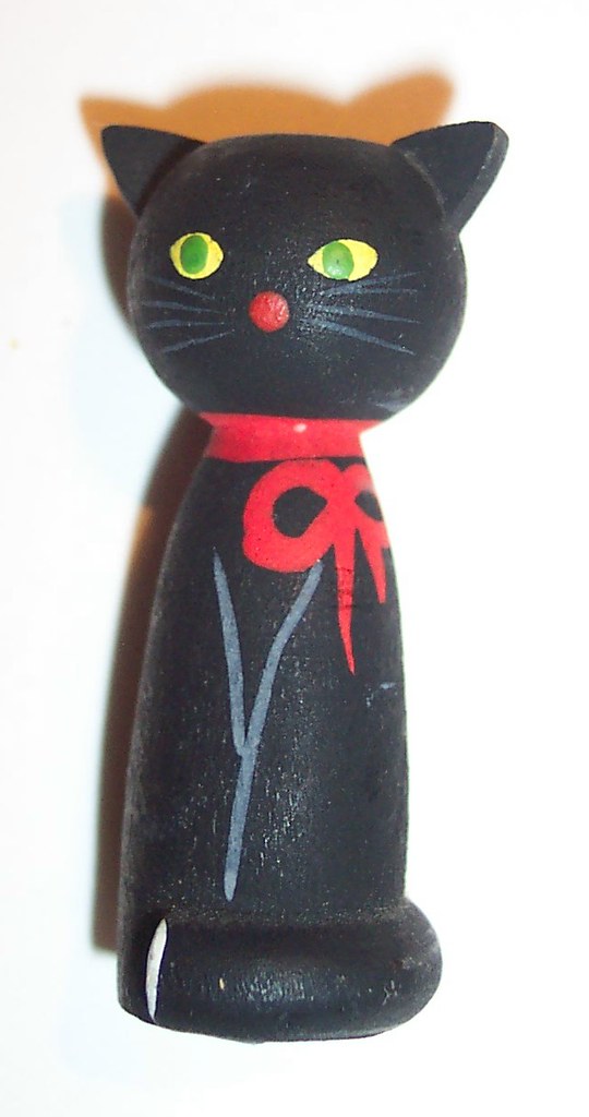 Vintage Halloween Black Cat Made in Japan. Made of Wood. 1… Flickr