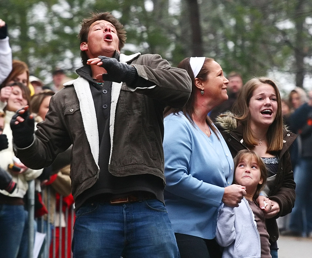 move that bus 011807 extreme makeover reveal Ty Pe… Flickr