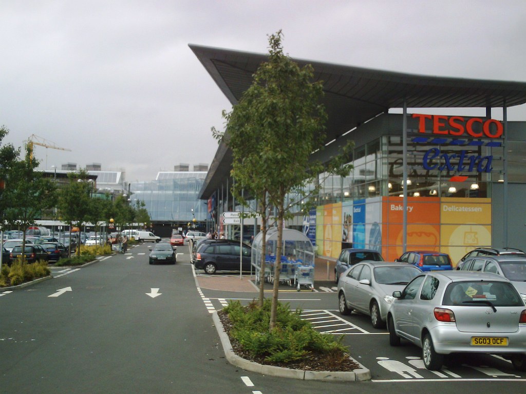 Tesco Extra Silverburn, Pollok, Glasgow. Decided we'd get… Flickr