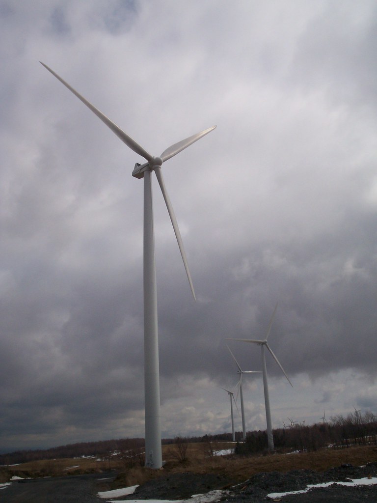 400' wind turbines Lowville, NY Wienie Flickr