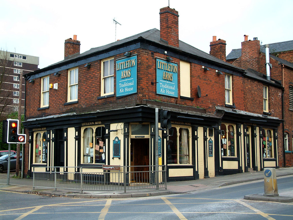 The Littleton Arms, Littleton Street, Walsall 14/11/2004 Flickr