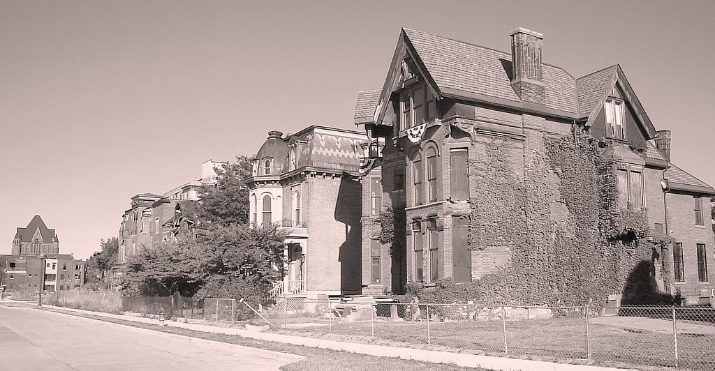 Streetscape Edmund PlaceDetroit MI Edmund Place was par… Flickr