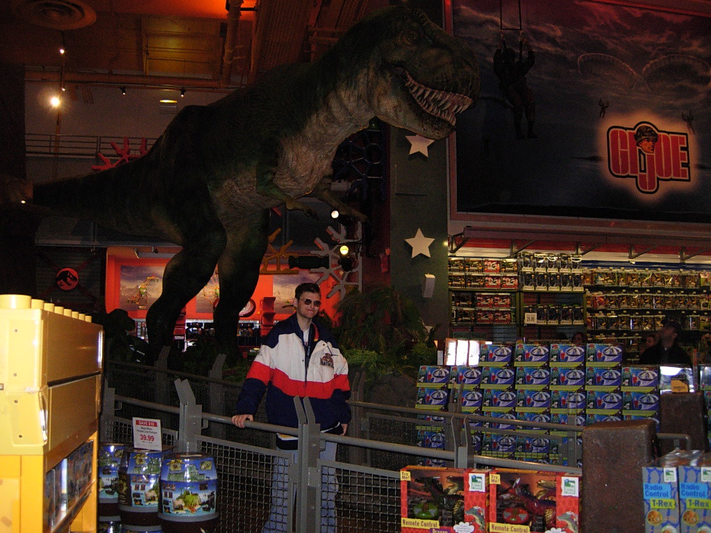 The Tyrannosaurus Rex at the Times Square Toys R Us in New… Flickr
