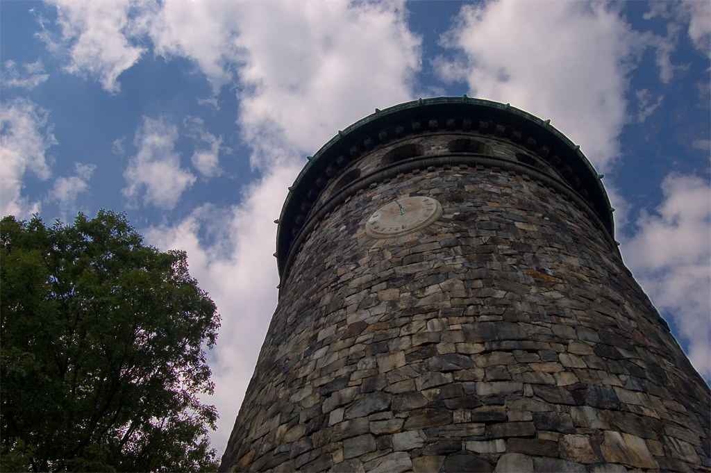 Rockford Tower A 100year old water tower, and a beautiful… Flickr