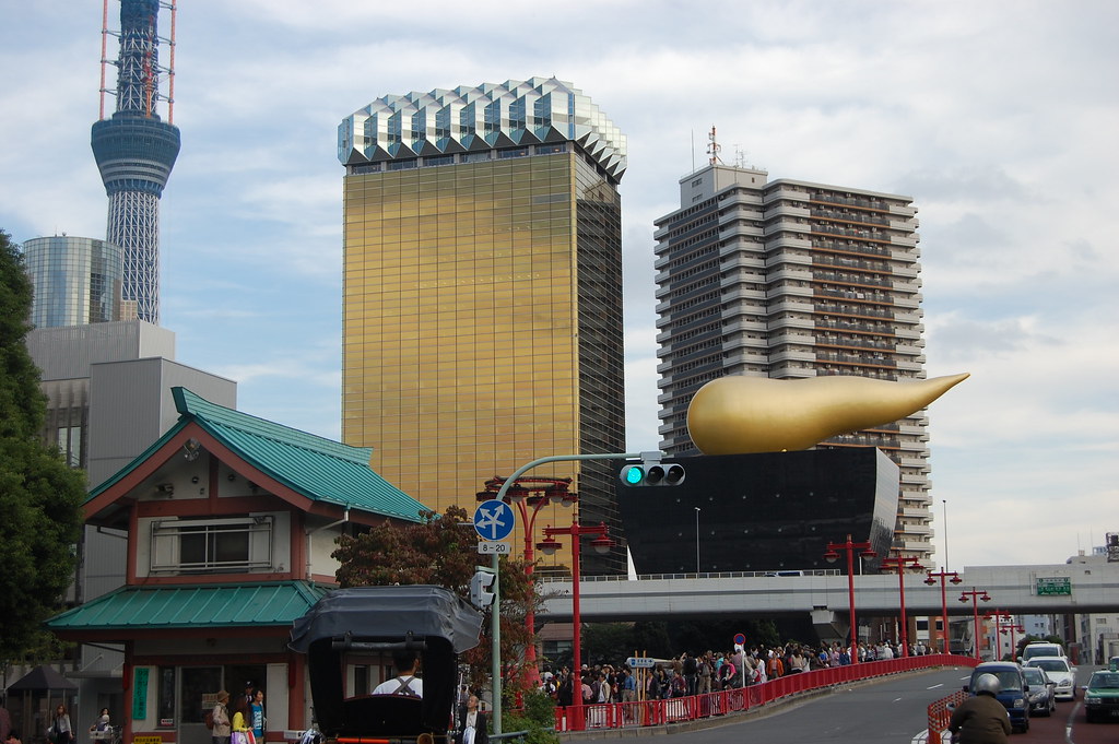 アサヒスーパードライホール リバーピア吾妻橋1 - 都市の風景 Building And Subculture In Tokyo アサヒビールタワーとスーパードライホール Asahi Beer Tower & Super Dry Hall | Flickr