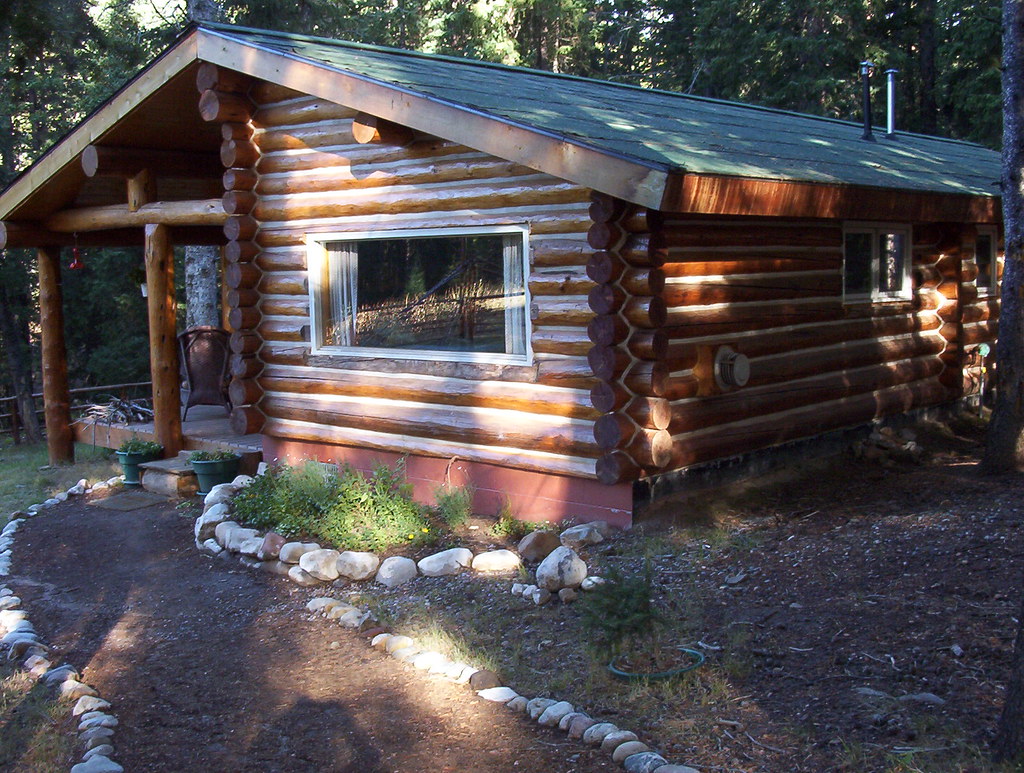 Cabin Fall 2006, near Pinedale Wyoming Suzanne Wells Flickr