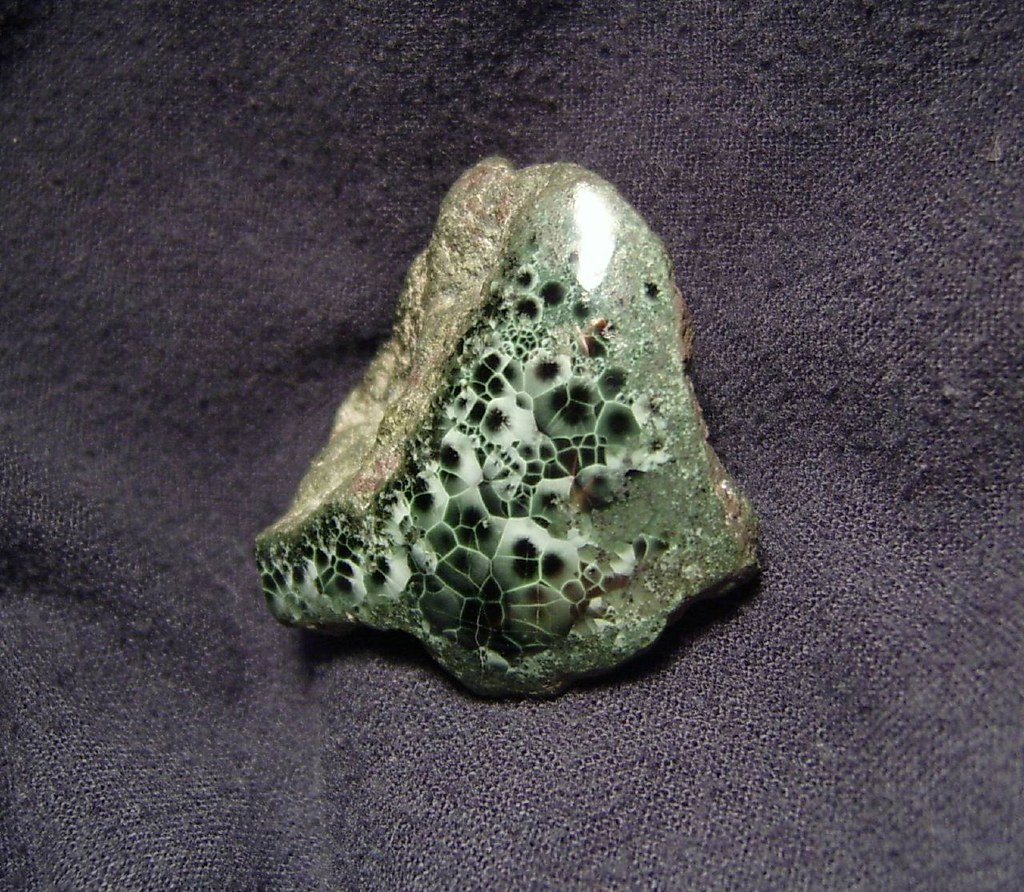 stunning one once Isle Royale Greenstone/chlorastrolite gem a photo on Flickriver