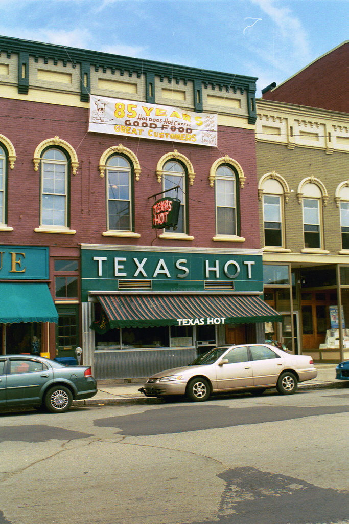 Texas Hot Wellsville, NY 2007 Popular restaurant in downto… Flickr