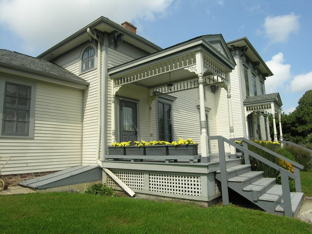 Noble Seymour Crippen House is home to the Norwood Par… Flickr