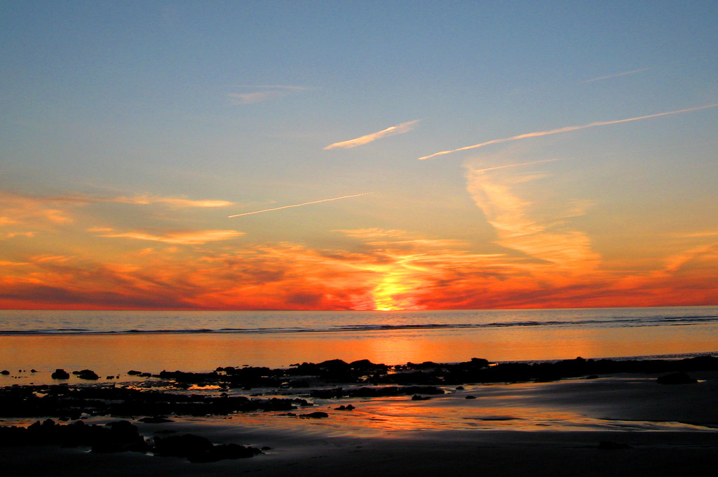 Bartlett Beach Sunset IV Sunset at Bartlett Beach this sum… Flickr