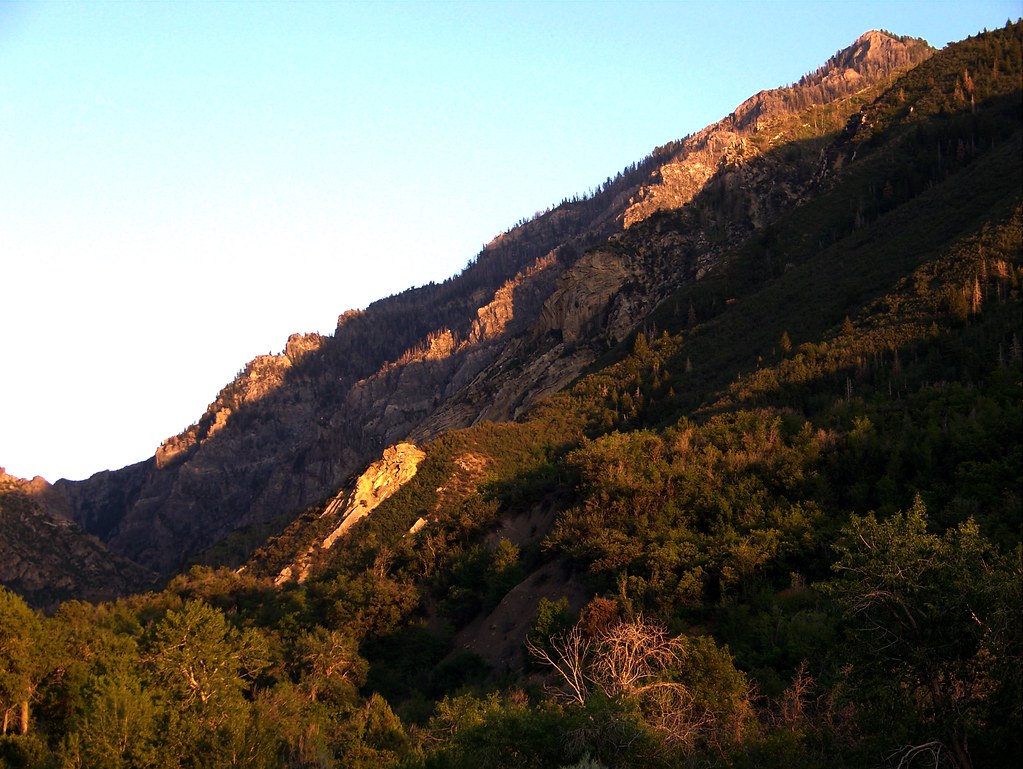 Santaquin Canyon I hiked for about an hour in Santaquin ca… Flickr