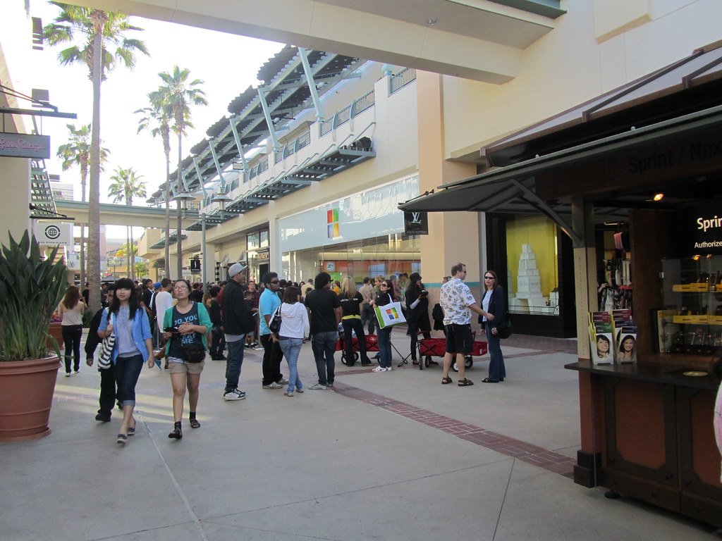new microsoft store at fashion valley in san diego Flickr