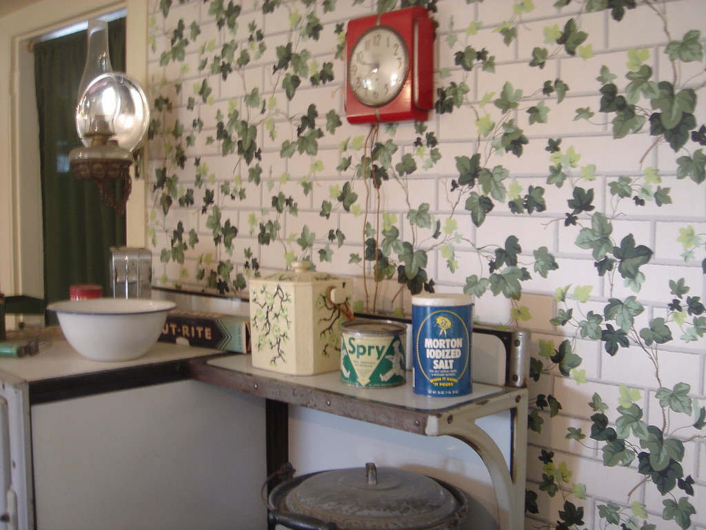 1940s kitchen with ivy wallpaper I know I've seen that wal… Flickr