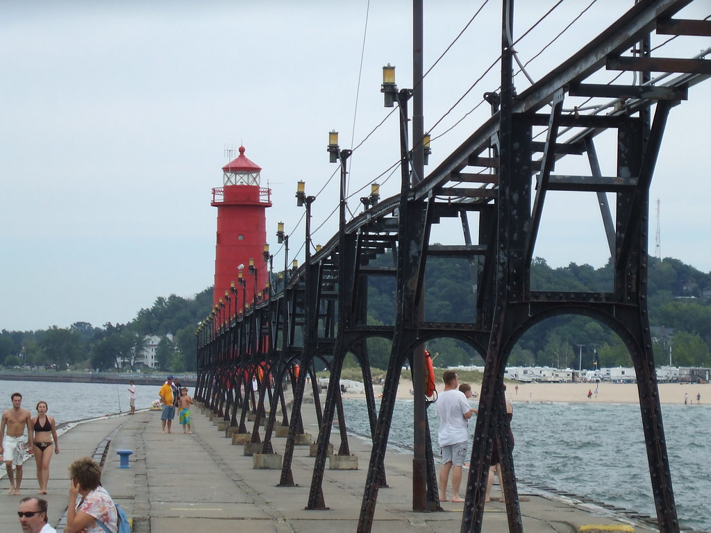 Grand Haven Pier Channel at Grand Haven, Mi buckle1535 Flickr