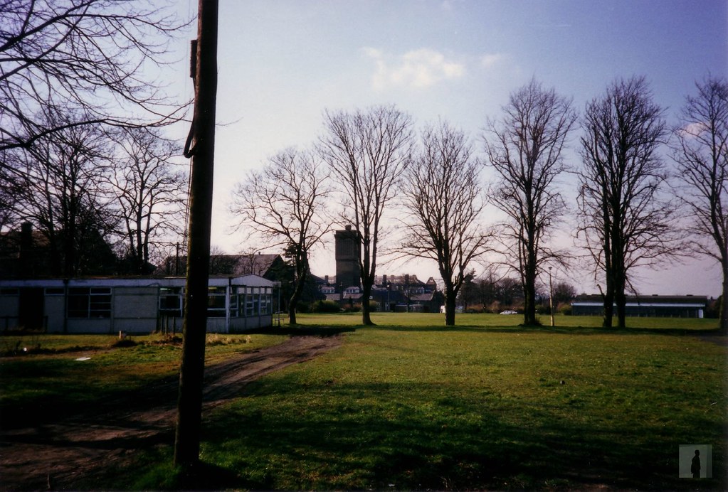 Darenth9 Darenth Park Hospital, Dartford, Kent, 1988. Lear… Flickr