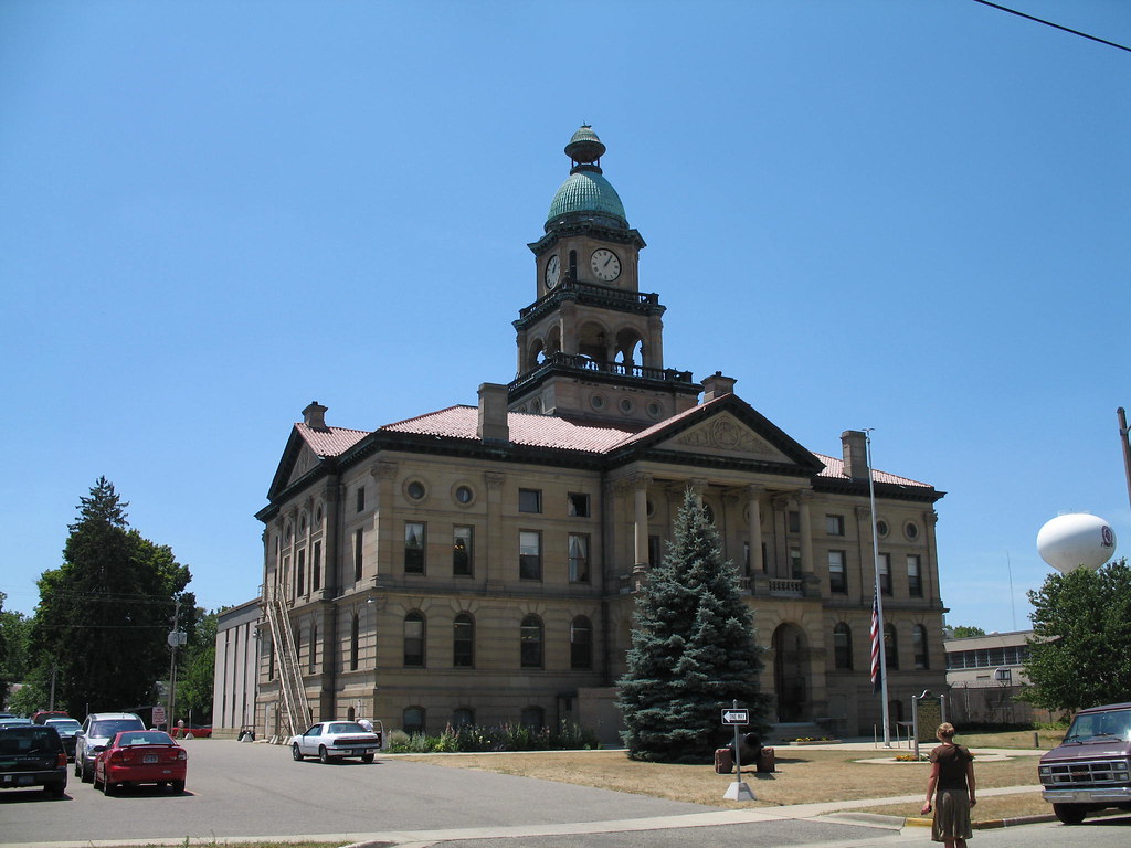 Van Buren County Courthouse Van Buren County Courthouse, P… Flickr